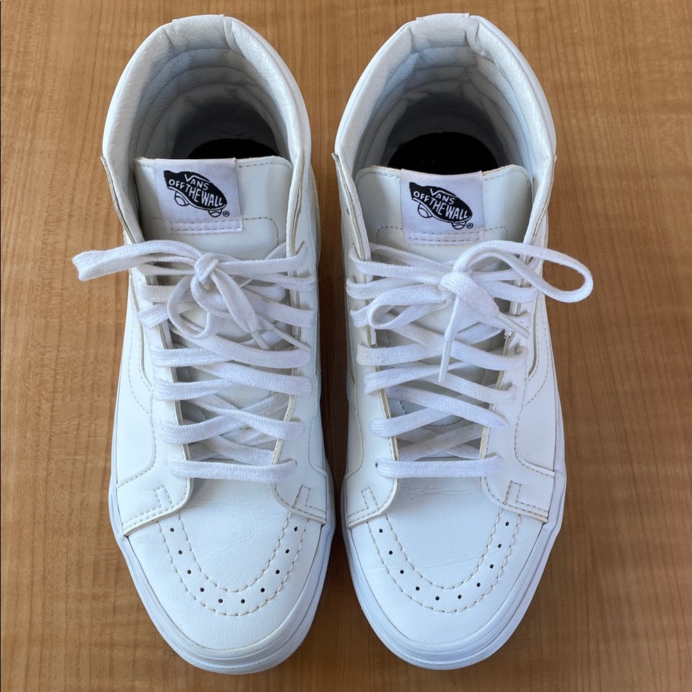 VANS Leather Sk8-Hi True White Sneakers Womens Size 9.5